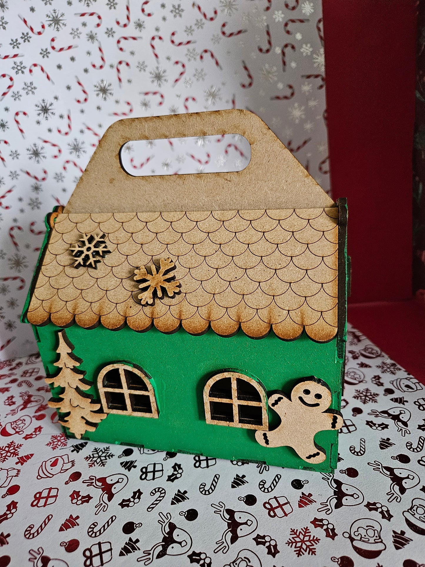 Wooden Hamper Style Gingerbread House